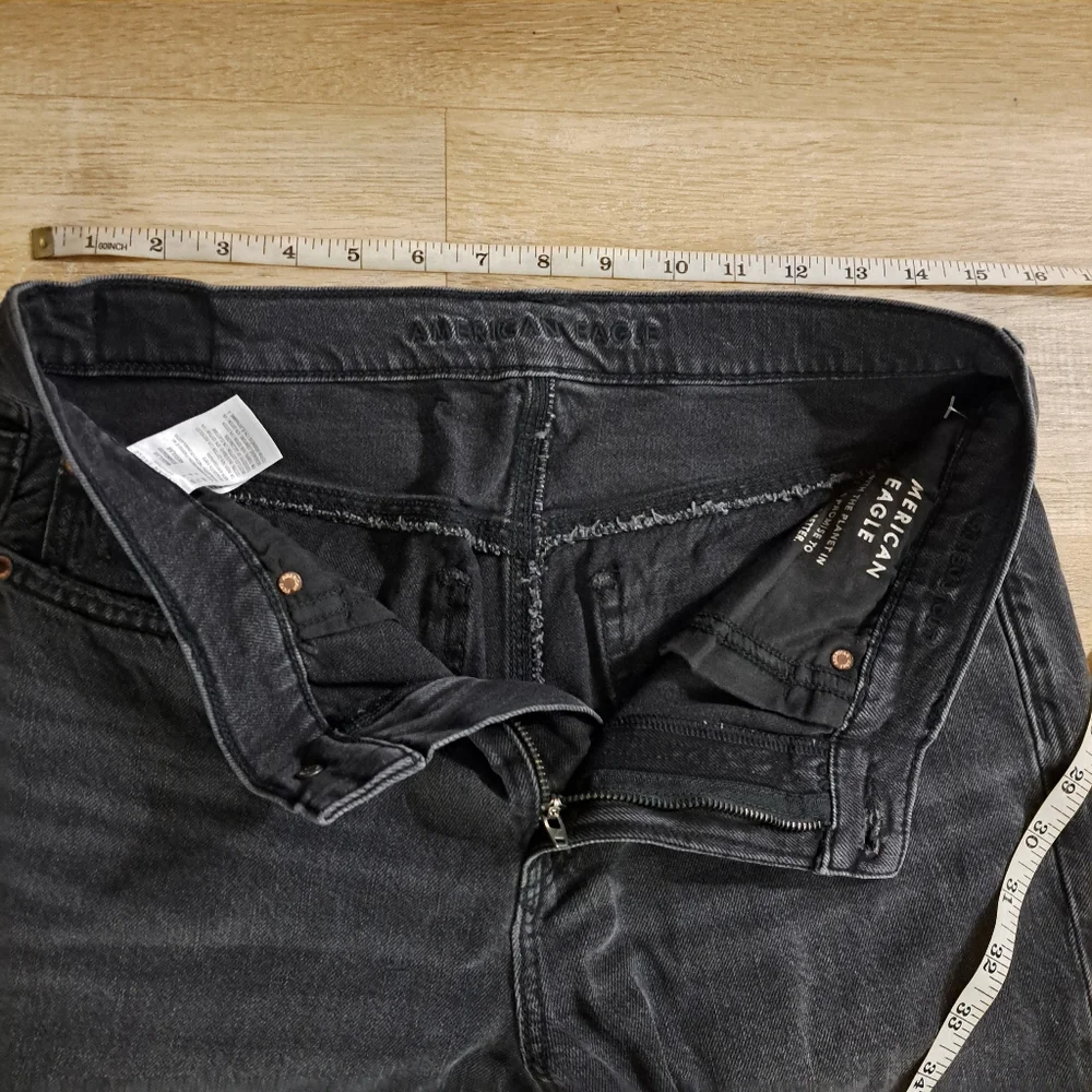 American Eagle Rocker Black Bootcut Distressed Jeans Women's Size 8 NWOT